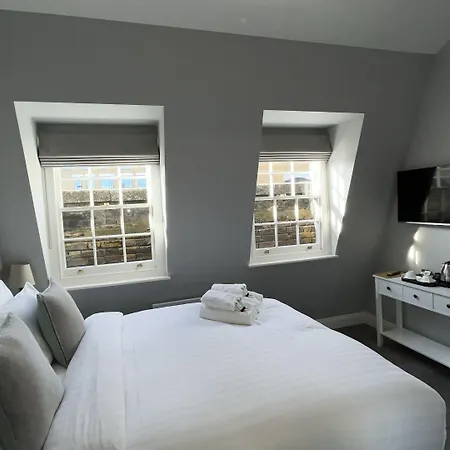 Dockers Inn-3